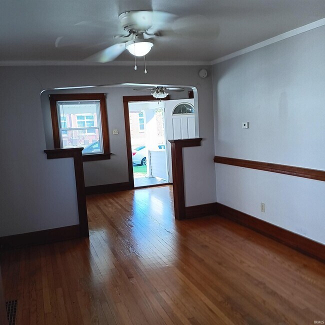 Foto del edificio - 2502 Curdes Ave