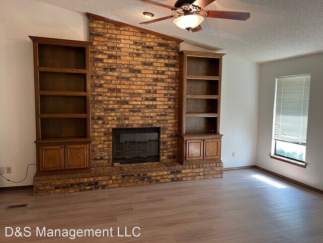Building Photo - 4 br, 2 bath House - 11401 Mackel Drive