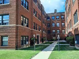 Building Photo - 3252 Maple Ave