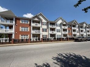Building Photo - 2008 Millennium Pl