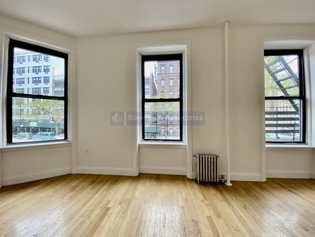 Building Photo - 941 Amsterdam Ave