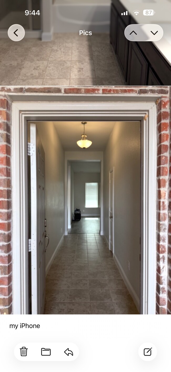 Foto del edificio - 1436 Lakeview Dr