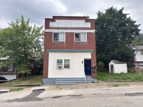 Building Photo - 812 Indiana Ave