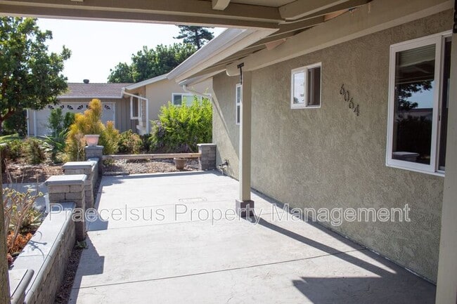 Building Photo - 6064 Erlanger St