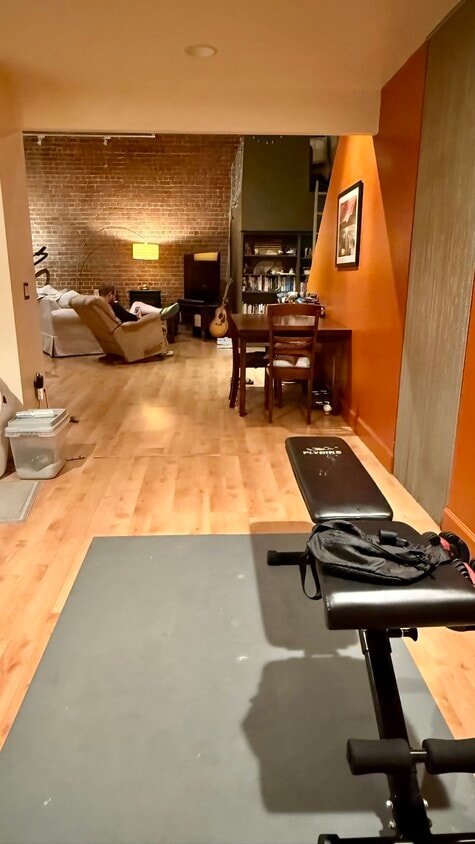 Foto principal - 373 4th St