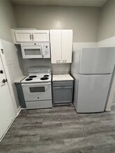 Building Photo - 4125 Avenue M