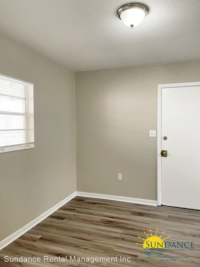 Building Photo - 1 br, 1 bath House - 235 Beulah Street 13