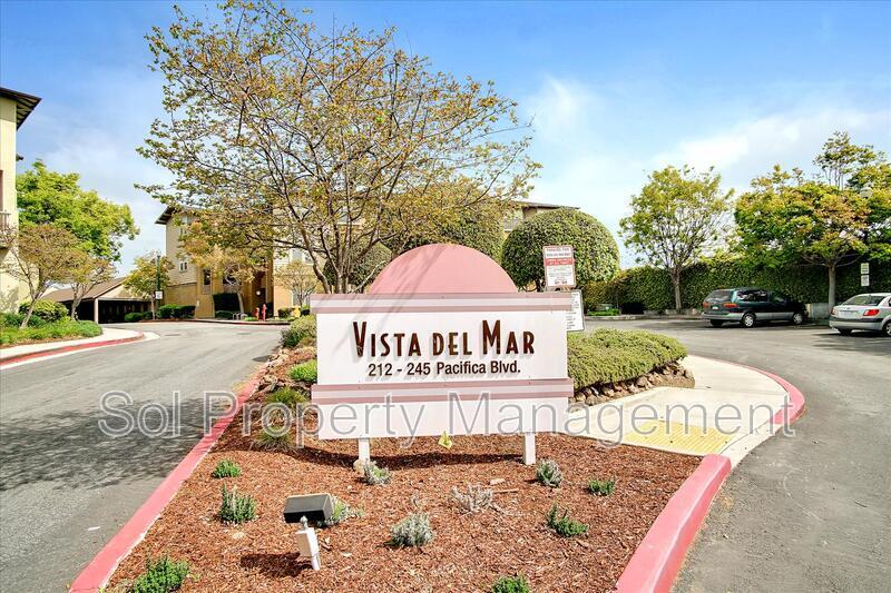 Foto principal - 237 Pacifica Blvd