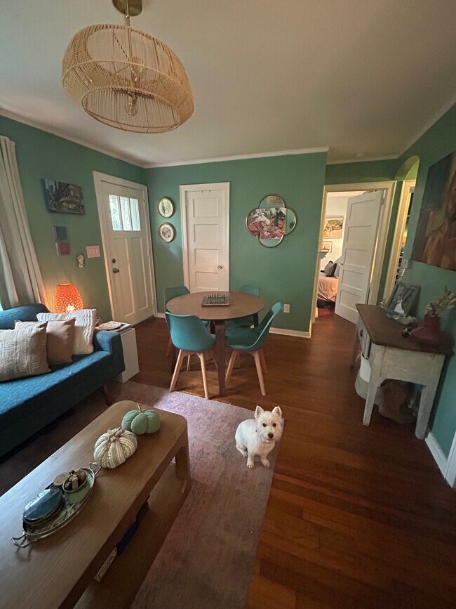 Foto del edificio - 4425 Holmes Ave