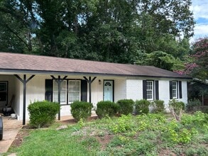 Building Photo - 2814 Bomar Road