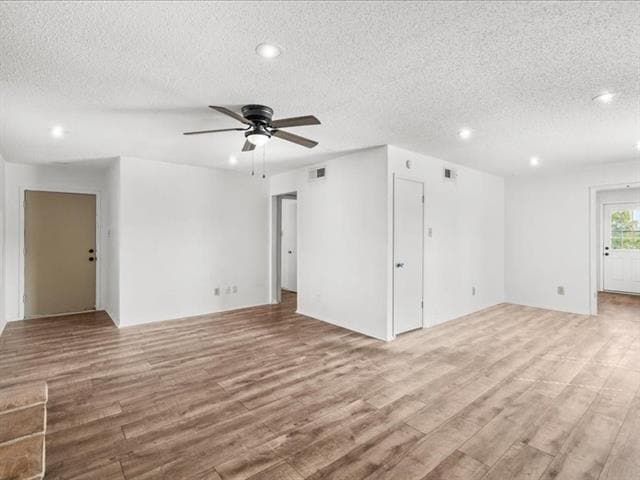 Building Photo - 10650 Steppington Dr