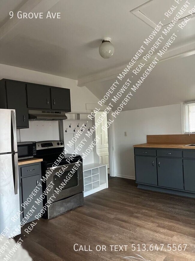 Foto del edificio - 9 Grove Ave