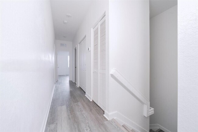 Foto del edificio - 12661 NW 23rd Pl