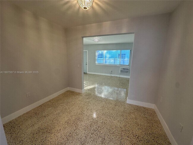 Building Photo - 836 81st St