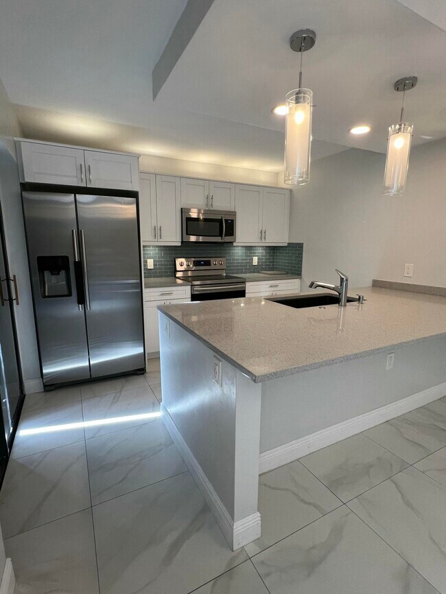 Foto del edificio - 2101 21st Ln