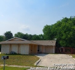 Building Photo - 5729 Alnwick St