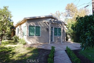 Building Photo - 1727 Hiawatha Dr Building Photo - 1727 Hiawatha Dr