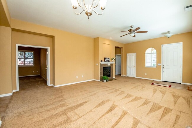 Building Photo - 1600 HICKAM CIRCLE, SUISUN CITY