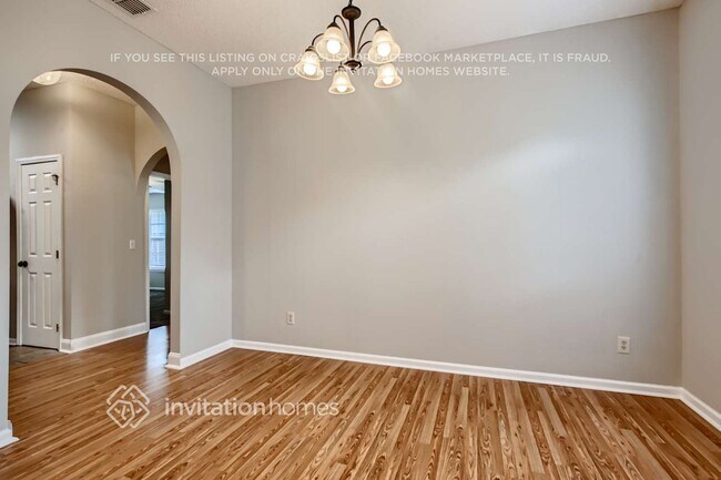 Foto del edificio - 11989 Collins Creek Dr