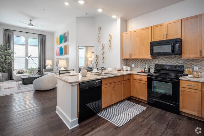 2BR, 2BA - B2 - 1092SF - Cocina - Eleven North