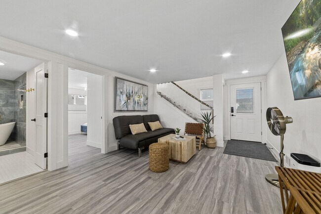 Foto del edificio - 260 Driftwood Shores Rd