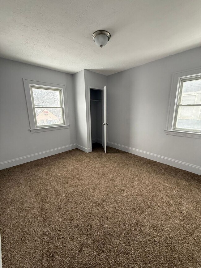 Foto del edificio - Lee/Harvard 4 bedroom Single