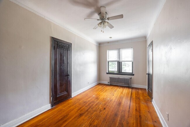 Foto del edificio - 948 W Cuyler Ave
