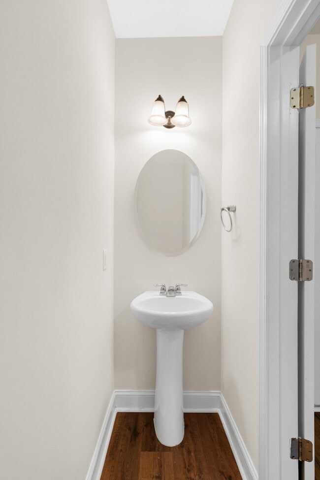 Building Photo - 511 Ferguson Ln