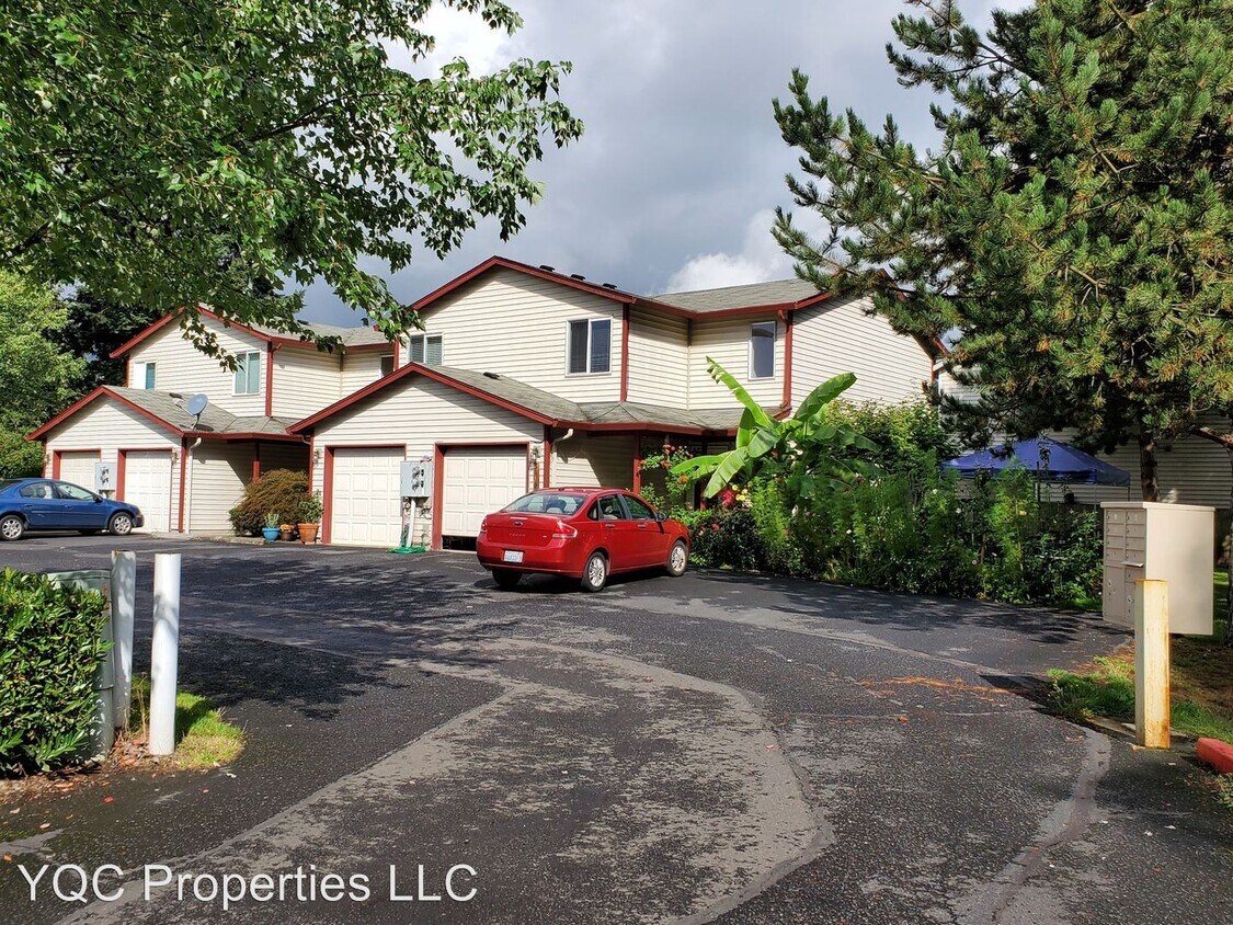 8608 NE Burton Rd, Vancouver, WA 98662 Room for Rent in Vancouver, WA