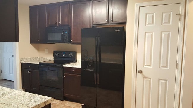 Photo - 6504 Lantern Ct House