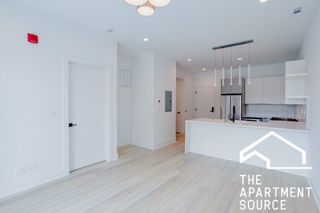Building Photo - 3821 N Ashland Ave