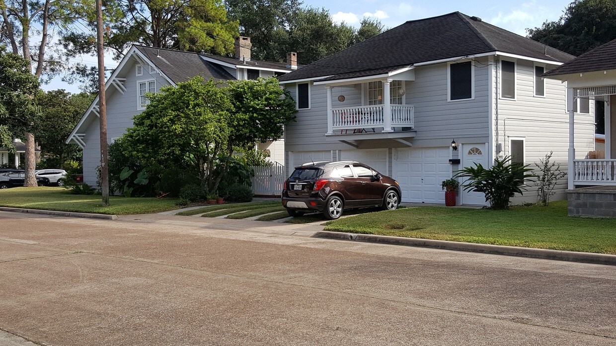 Foto principal - 701 W Power Ave