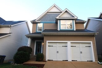Building Photo - 415 Parkgate Dr