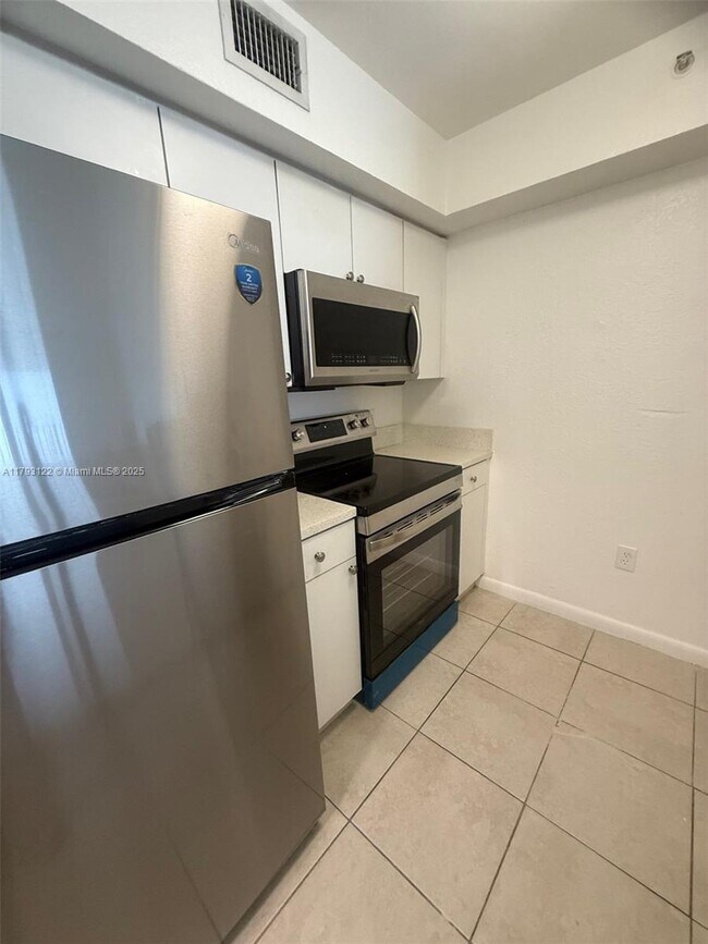 Building Photo - 15410 SW 284th St