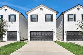 Building Photo - 7963 Birmingham St