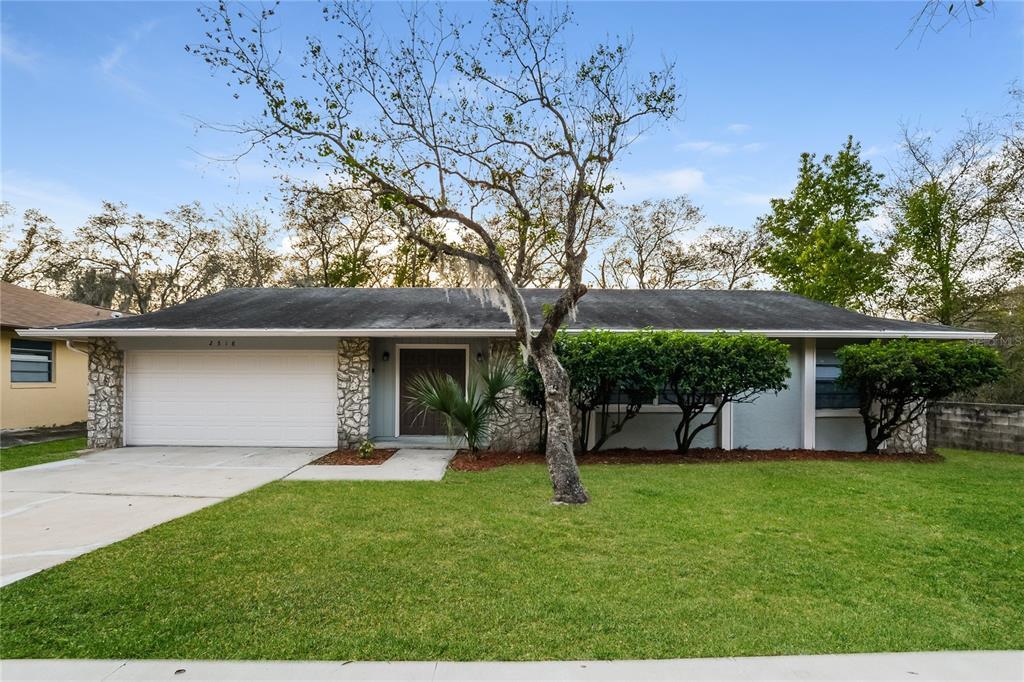 Foto principal - 2518 Bon Air Dr