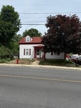 Building Photo - 113 W Main St