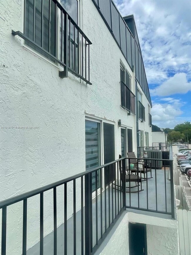 Building Photo - 15465 SW 86th Terrace