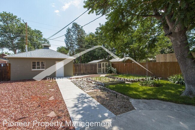 Foto del edificio - 3 br, 2.5 bath House - 4468 Stuart St.