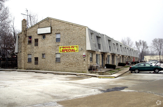 Foto del edificio - Amber Court Apartments