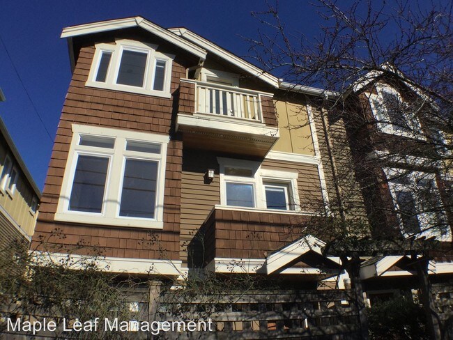 Building Photo - 7366 Woodlawn Ave NE