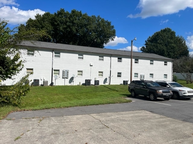 Building Photo - Fairfield Apartments