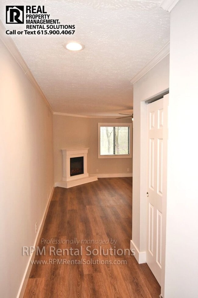 Foto del edificio - 5312 Edmondson Pike