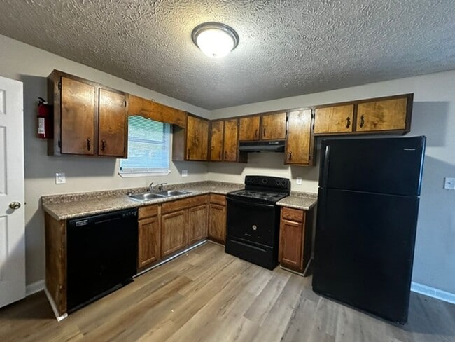 119/121 Michele Pl - 119/121 Michele Pl Apartment