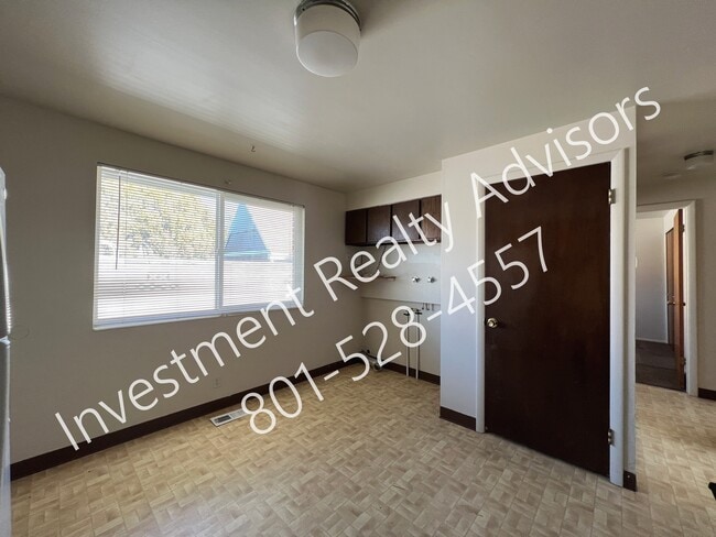 Foto del edificio - Two Bedroom in South Salt Lake!