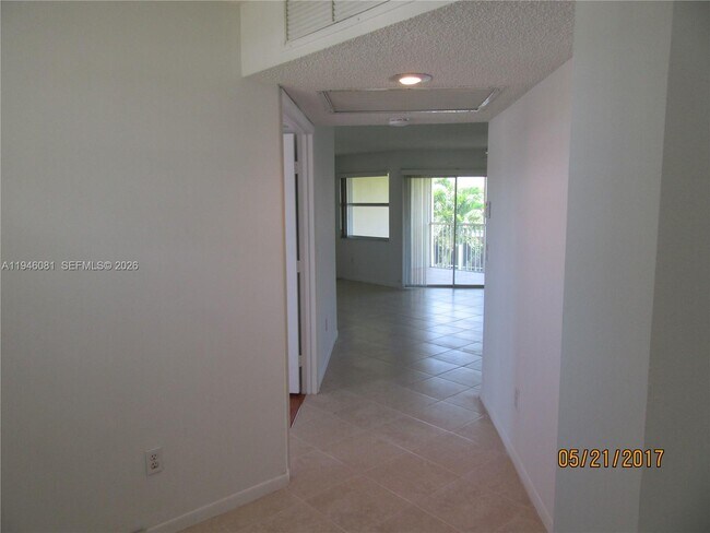 Foto del edificio - 2506 SE 19th Pl