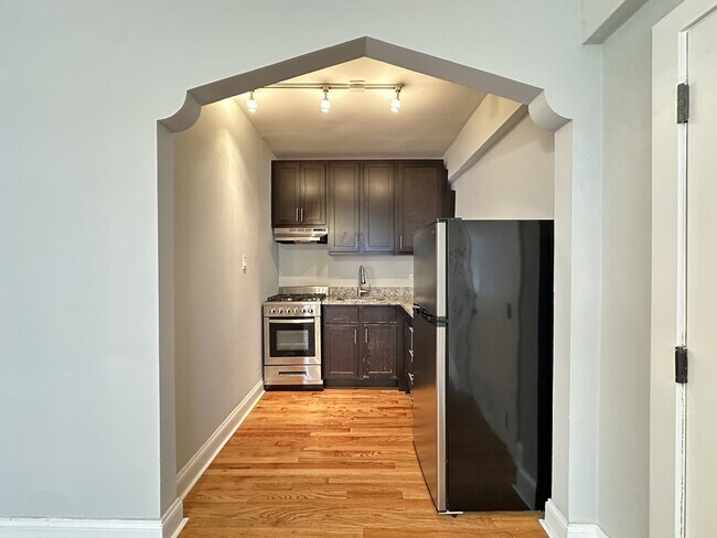 Foto del edificio - 618 W Patterson Ave