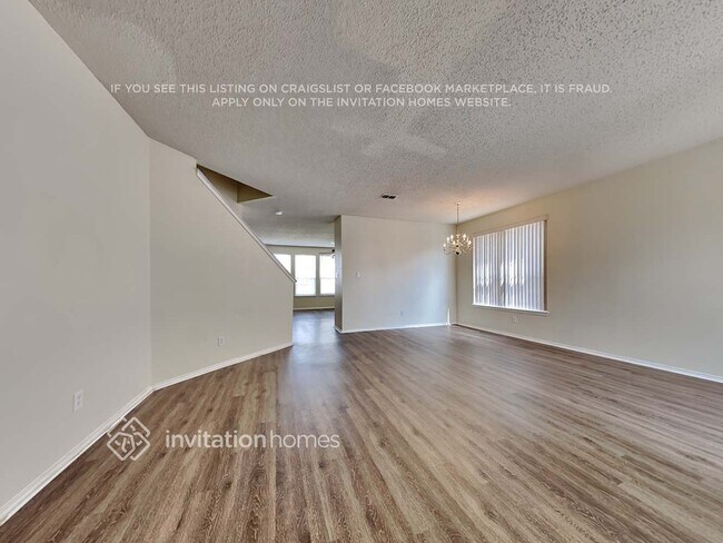 Building Photo - 4904 Palm Ridge Dr