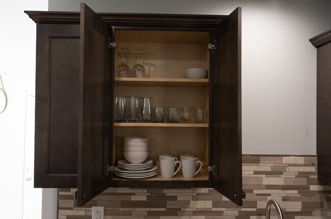 Foto del edificio - 346 Admiral St