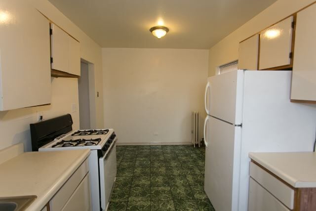 Building Photo - 5746 N Winthrop Ave